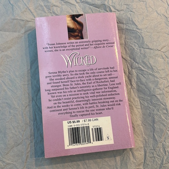 ⭐️5 for $15⭐️ Wicked by Susan Johnson | Book - Picture 2 of 2